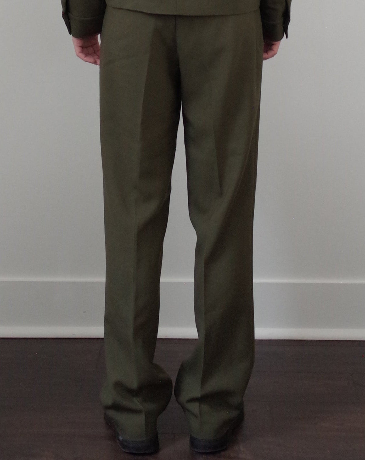 Simkhai Julian Pleated Trouser - Olive
