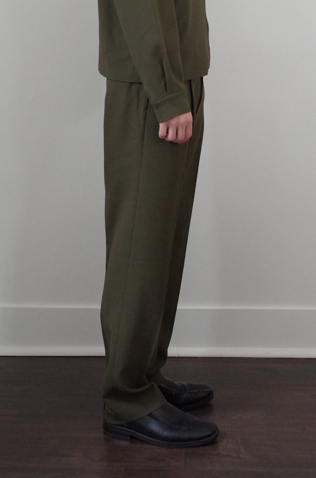 Simkhai Julian Pleated Trouser - Olive
