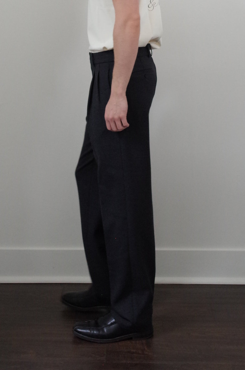 Simkhai Julian Pleated Trouser - Charcoal